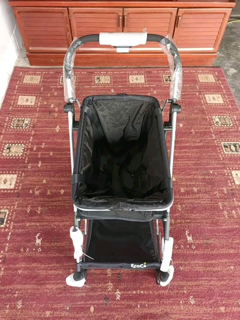 Brandnew!! EcoCa Pet Trolley (Category: Strollers) located in Quezon City. Submitted by matetdevis13 (Listing ID 1386543021, Image 3). Description: Brandnew!! EcoCa Pet Trolley 18"L x 26"W x 32'H Php 2,700.