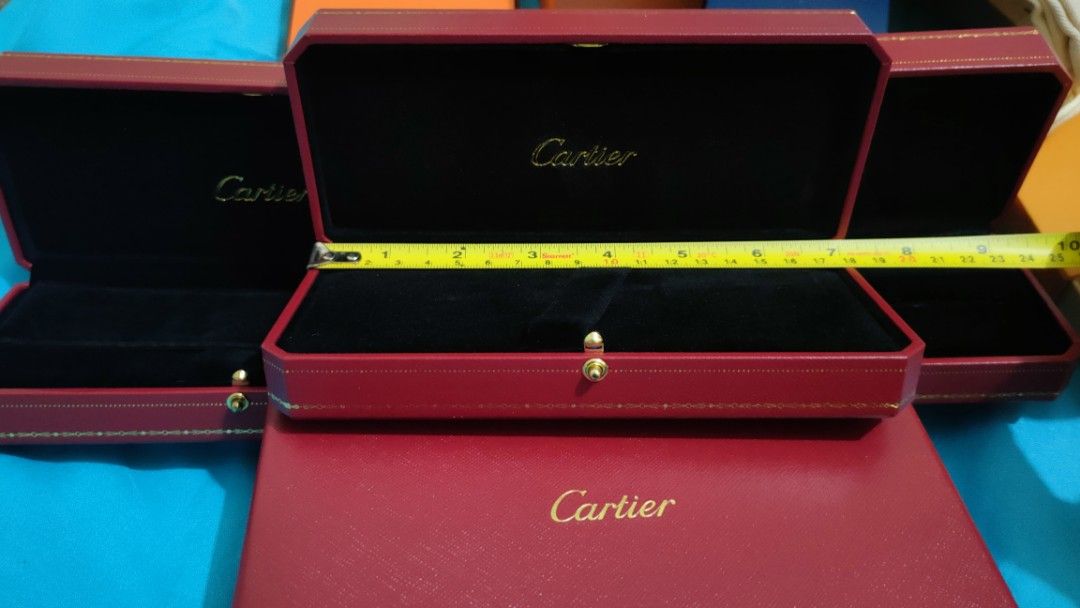 Cartier Pen Box (Category: Luxury Accessories) located in Quezon City. Submitted by qatarboi (Listing ID 1386513742, Image 3). Description: Authentic Cartier pen box 2 pcs available.