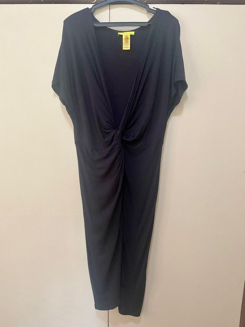 Catherine Malandrino black dress (Category: Dresses) located in Las Pinas. Submitted by jay.vee (Listing ID 1386421800, Image 1). Description: Catherine Malandrino black v neck dress with knot detail in the bodice and draped skirt.