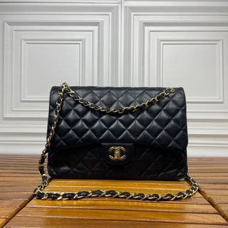 (Kategori: ) berada di . Dikirim oleh bagsie.vintage (ID iklan 1386501548, Gambar 1). Deskripsi: .