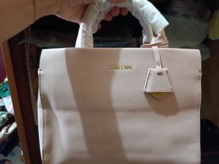 (Kategori: ) berada di . Dikirim oleh prelovedbymbakwita (ID iklan 1386493280, Gambar 1). Deskripsi: .