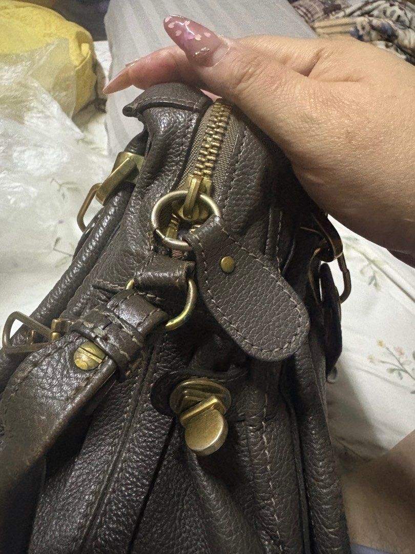 Chloe Paraty (Category: Luxury Bags & Wallets) located in Paranaque City. Submitted by shopofashopaholic (Listing ID 1386588068, Image 3). Description: Authentic Chloe Paraty Lightly used and no flaws.