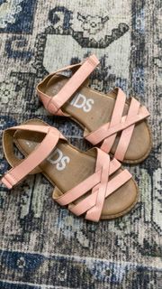 (Category: ) located in . Submitted by ponapreloved (Listing ID 1386405258, Image 1). Description: .