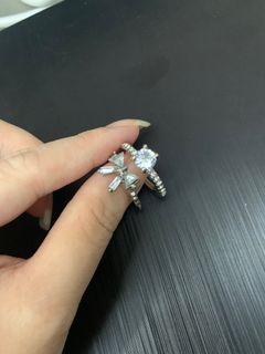 (Category: ) located in . Submitted by buysellcloset (Listing ID 1386466518, Image 1). Description: .