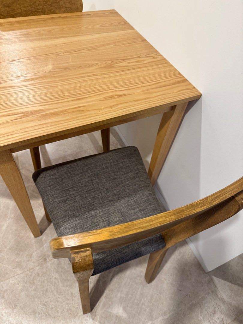 Dining Table (Category: Tables & Sets) located in Singapore. Submitted by tracealot (Listing ID 1386513941, Image 3). Description: Like new set of dining table and two chairs. Dining table can be extended for additional space. 0.75 x 1.15m From HipVan, original price $399. .