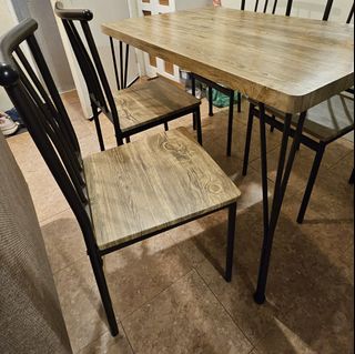 (Category: ) located in . Submitted by sitting.pretty (Listing ID 1386506547, Image 1). Description: .
