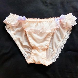 由 kkbb.baby (刊登 ID 1386581526，圖片 1) 提交，位於 的 (類別：)，說明：。