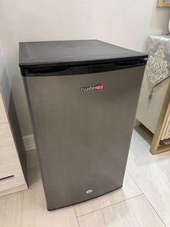 (Category: ) located in . Submitted by daddyo.olx (Listing ID 1386404352, Image 1). Description: .