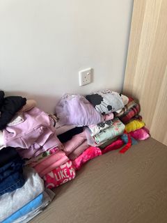 (Category: ) located in . Submitted by mummyphoenix (Listing ID 1386450162, Image 1). Description: .