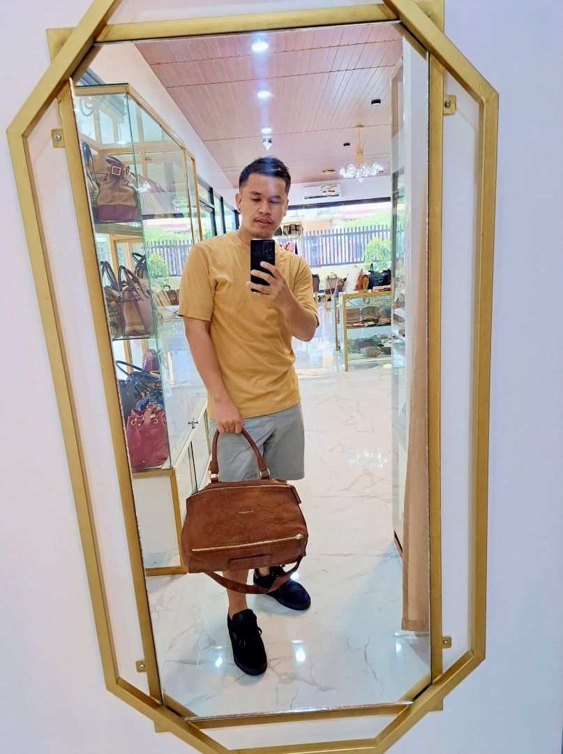 Givenchy Pandora Large in Brown Ostirich Leather Bag (Category: Luxury Bags & Wallets) located in Tagum. Submitted by luxestreetbags (Listing ID 1386406257, Image 1). Description: 💠💠💠 Authentic/Original 💠💠💠 Givenchy Pandora Large in Brown Ostrich Leather Bag, Pre-owned‼️‼️👜👜 Made in Italy With code Ykk zippers Inclusions: Carebook and Leather sample ➕️ shipping fee depends on the country through DHL but of the moment we use EMS due to DHL
