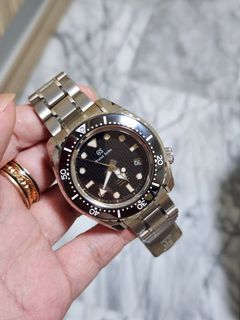 (Category: ) located in . Submitted by genmes_watch (Listing ID 1386588297, Image 1). Description: .