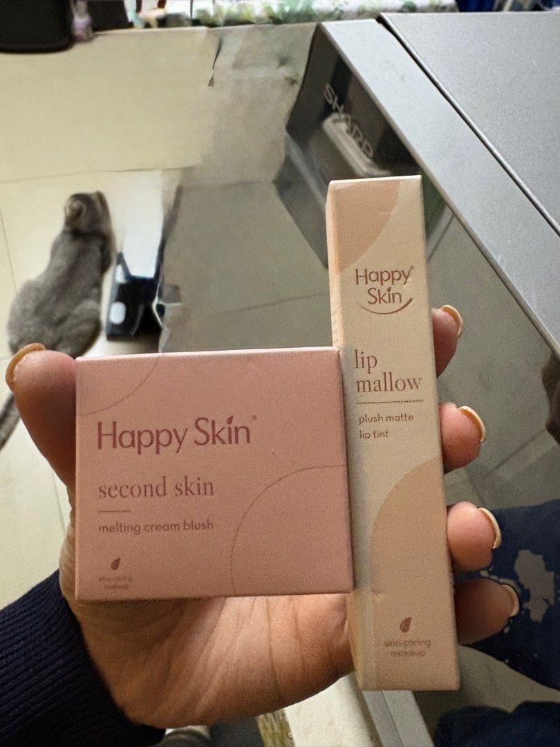 Happy Skin Blush Lip mallow (Category: Makeup) located in Makati City. Submitted by uniqueandtrendy (Listing ID 1386514689, Image 2). Description: Lip mallow souffle Blush mulberry bliss 350 each.