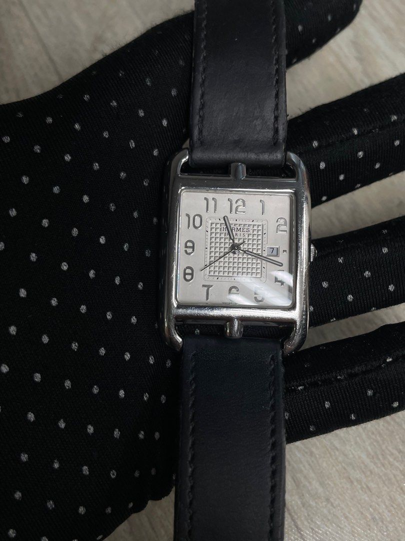 HERMES cape COD quartz ladies watch (Category: Luxury Watches) located in Manila. Submitted by luxemax_09 (Listing ID 1386435190, Image 2). Description: .