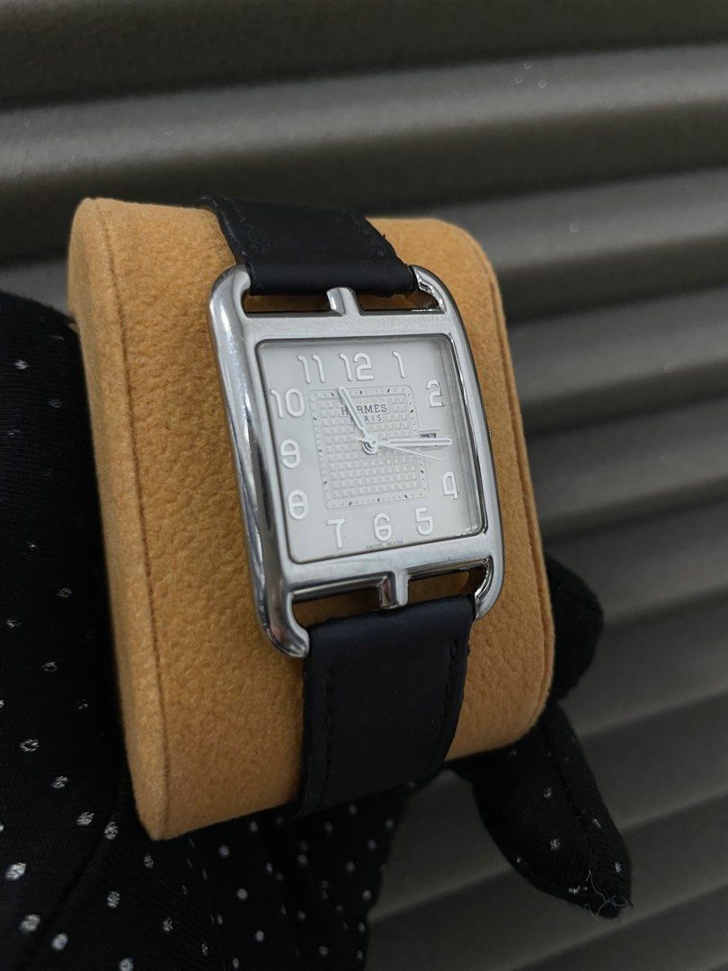 HERMES cape COD quartz ladies watch (Category: Luxury Watches) located in Manila. Submitted by luxemax_09 (Listing ID 1386435190, Image 1). Description: .