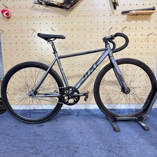 (Category: ) located in . Submitted by pro_bicycle_sg (Listing ID 1386545457, Image 1). Description: .