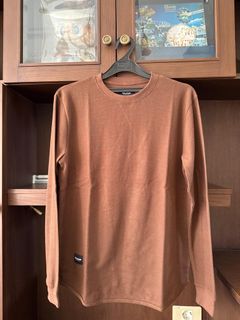 (Kategori: ) berada di . Dikirim oleh jualbeli_barang (ID iklan 1386549575, Gambar 1). Deskripsi: .