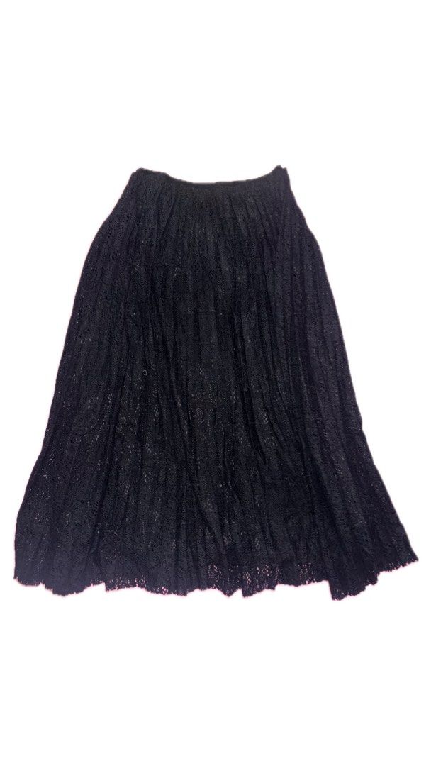 layered lace black long skirt (Category: Skirts) located in Caloocan City. Submitted by estrobewy (Listing ID 1386562556, Image 1). Description: need wash.