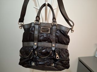 （分類：）位於 。 由 estherhypang 提交（商品編號 1386403258，圖片 1）。簡介： 。