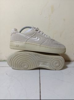 (Kategori: ) berada di . Dikirim oleh groove.thrift (ID iklan 1386492140, Gambar 1). Deskripsi: .
