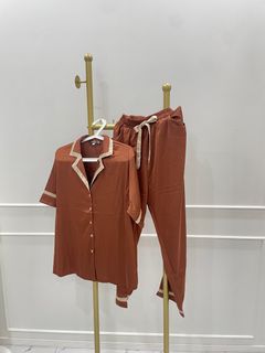 (Kategori: ) berada di . Dikirim oleh golden_9999 (ID iklan 1386568651, Gambar 1). Deskripsi: .