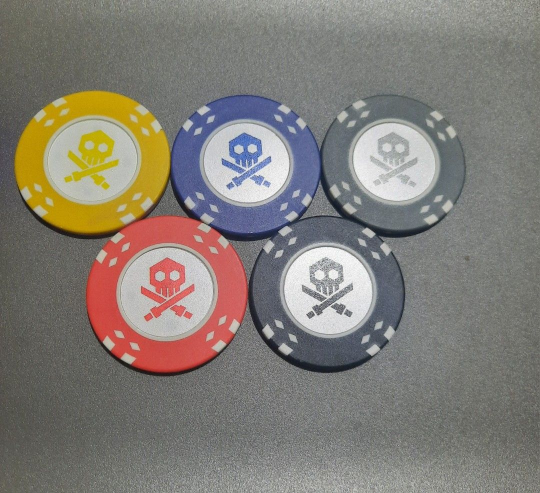 Poker Chips Bye Quiccs (Category: Board Games & Puzzles) located in Quezon City. Submitted by danilo.danilo4 (Listing ID 1386516919, Image 1). Description: poker chips set 1k.