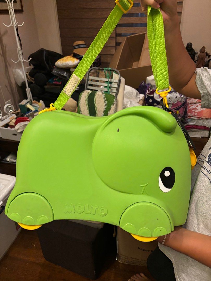 Preloved Kids Luggage (Category: Luggage) located in Las Pinas. Submitted by monicasellsstuff (Listing ID 1386508622, Image 2). Description: Payment: GCASH MOD: lalamove c/o buyer Location: Daanghari Las Piñas City RFS: declutter Barely used, nadumihan lang sa storage. .