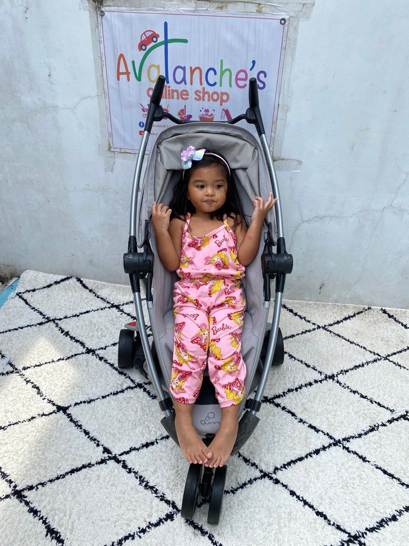 Quinny zapp Xtra 2 Compact Stroller (Category: Strollers) located in Manila. Submitted by avalanchesonlineshopmainacount (Listing ID 1386454716, Image 3). Description: Not yellowish wheels😊.