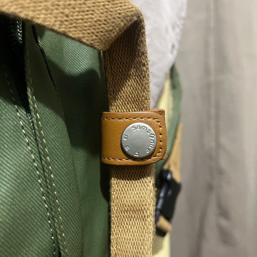Samsonite Laptop Backpack (Category: Backpacks) located in Cabadbaran. Submitted by dfgthriftology (Listing ID 1386407147, Image 3). Description: repaired bottom stitch Needs cleaning..