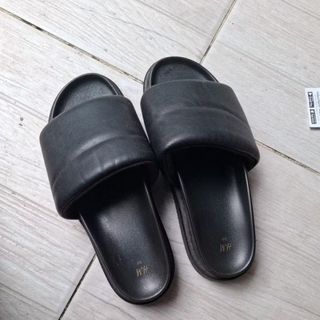 (Kategori: ) berada di . Dikirim oleh ramaulyya35124 (ID iklan 1386403472, Gambar 1). Deskripsi: .