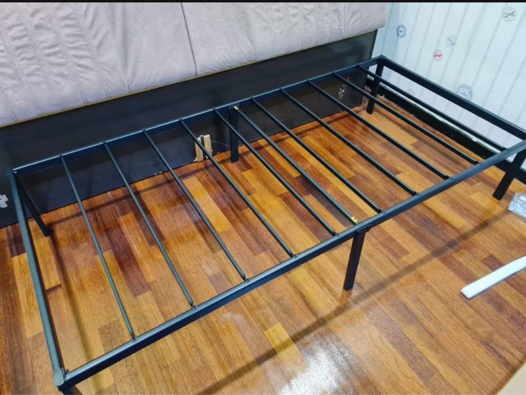 Single Bed Frame - Black (Category: Bed Frames & Mattresses) located in Singapore. Submitted by bong9o (Listing ID 1386542607, Image 2). Description: .