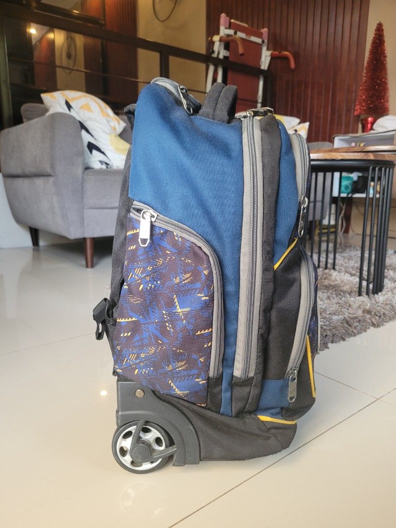HAWK School Trolley/Backpack (Category: Backpacks) located in Las Pinas. Submitted by declutterthevault (Listing ID 1386400800, Image 2). Description: - Barely Used - Good as New MOP: Gcash MOD: J&T or Lalamove LOC: Las Piñas SF Shouldered by Buyer.
