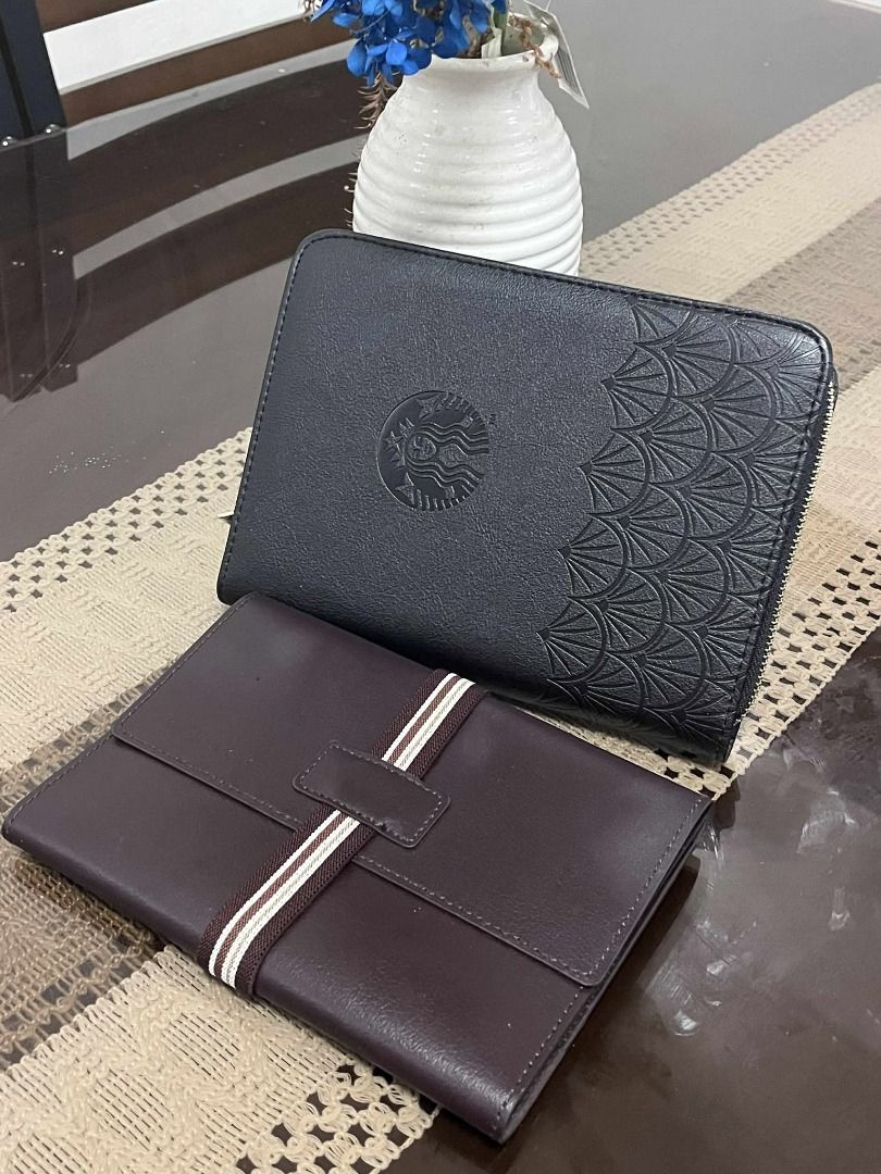 Starbucks Tradition Case Planner and Planner Organizer Bundle Sale (Category: Luxury Bags & Wallets) located in San Fernando. Submitted by raynold25 (Listing ID 1386478803, Image 1). Description: Condition: Open but NEVER used, minimal signs due to long storage, but not that visible ** Black Planner - Planner cover ONLY zipper still had the plastic cover ** Brown Planner - still with the notebook and bookmark - What you see is what you get - RFS: