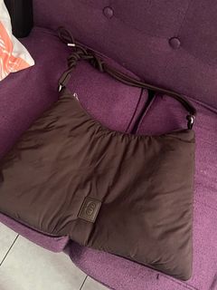 (Category: ) located in . Submitted by retailtherapyangel (Listing ID 1386460285, Image 1). Description: .
