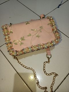 (Kategori: ) berada di . Dikirim oleh imaniyahna03867 (ID iklan 1386527841, Gambar 1). Deskripsi: .