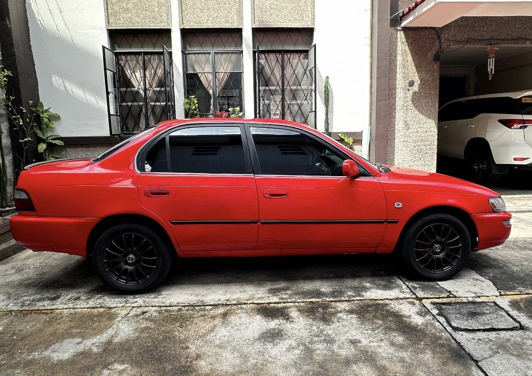 Toyota Corolla 1.5 XLi (M) (Category: Used Cars) located in Manila. Submitted by tw.declutters (Listing ID 1386435402, Image 3). Description: Toyota corolla big body.