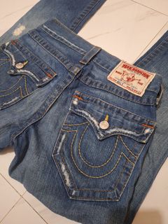 (Category: ) located in . Submitted by lips04 (Listing ID 1386573819, Image 1). Description: .