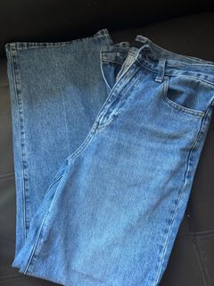 (Category: ) located in . Submitted by c3ssesses (Listing ID 1386431755, Image 1). Description: .