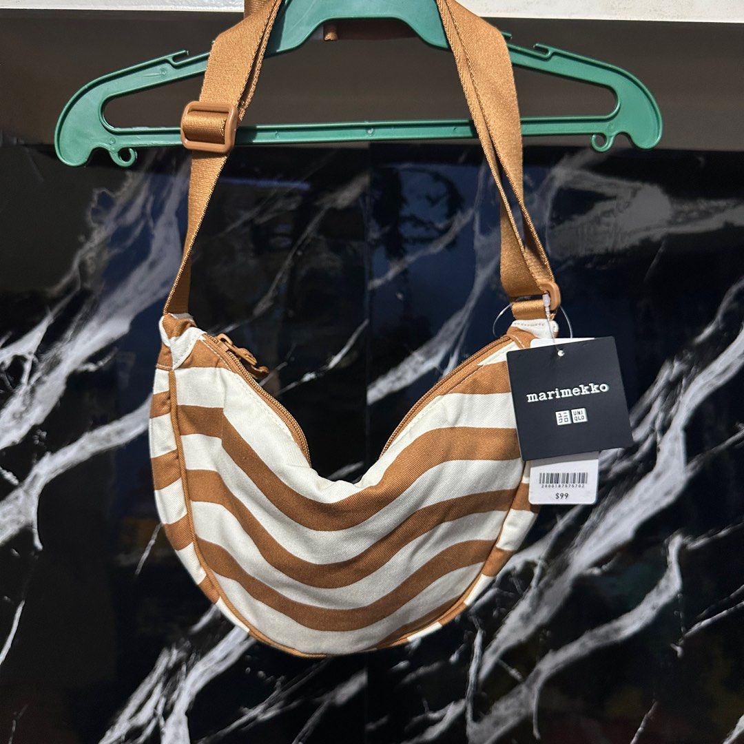 Uniqlo X Marimekko Bag (Category: Cross-body Bags) located in Marilao. Submitted by gotemph (Listing ID 1386445598, Image 1). Description: Brandnew complete with tags.