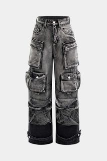 (Category: ) located in . Submitted by y2k.luxury.streetwear.outdoor (Listing ID 1386569838, Image 1). Description: .