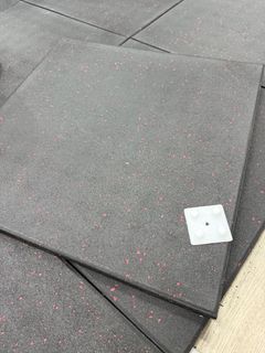 (Category: ) located in . Submitted by gymsupply_sg (Listing ID 1386692923, Image 1). Description: .
