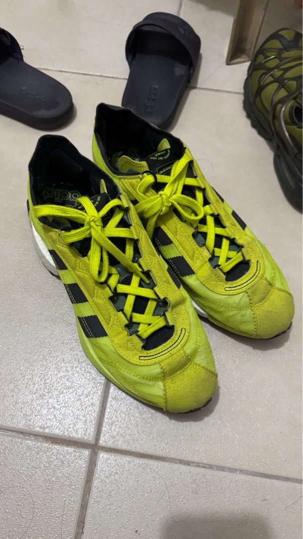 Adidas SL 7600 (Category: Sneakers) located in Manila. Submitted by offthehype (Listing ID 1386737292, Image 1). Description: Adidas SL 7600 Size 10US mens can fit upto 10.5 8/10 condition Has a very small sep at the outsole but still intact No box Price is fixed Meetup points: Pasig Rotonda, Arcovia Delivery via grab, lalamove, etc Shouldered by buyer.