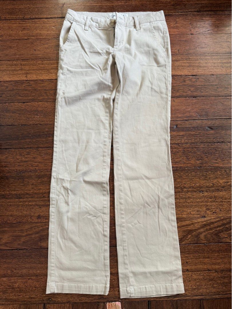 Aeropostale Pants (Category: Jeans) located in Manila. Submitted by keeponsparklin (Listing ID 1386706054, Image 1). Description: Aeropostale Jeans Condition: 10/10 💙 •38.5 inches length Price is Negotiable 💸 Mod: Lalamove, Grab, J&T Meet up: 711 Tayuman, Lrt Tayuman, Sm San Lazaro Mop: Gcash.
