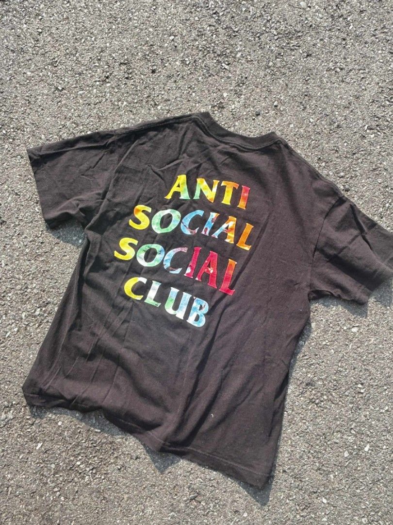 anti social social club tee (Category: Tshirts & Polo Shirts ) located in Quezon City. Submitted by stunna.thrifts (Listing ID 1386668573, Image 2). Description: anti social social club black no issues good condition size L on tag.
