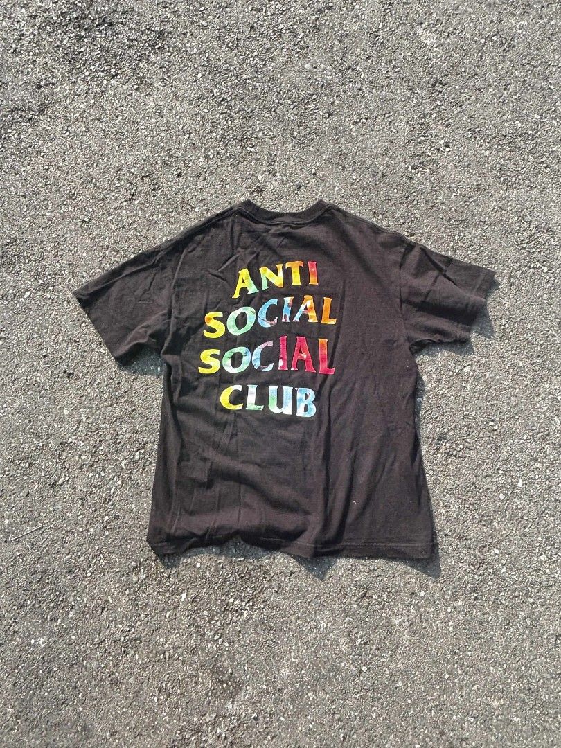 anti social social club tee (Category: Tshirts & Polo Shirts ) located in Quezon City. Submitted by stunna.thrifts (Listing ID 1386668573, Image 1). Description: anti social social club black no issues good condition size L on tag.