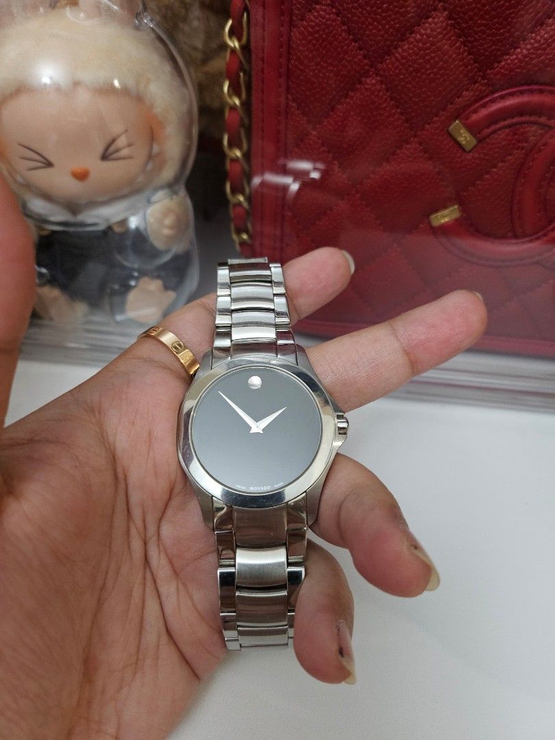 Authentic Movado Watch (Category: Luxury Watches) located in Antipolo. Submitted by frostymmer (Listing ID 1386772685, Image 1). Description: Authentic Movado Watch Watch only Fits up to size 16 cm No extra links.