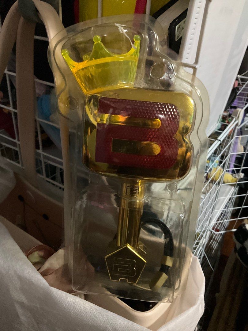 Bigbang 10th yr anniversary lightstick (Category: Music Accessories) located in Pasay City. Submitted by pampashop (Listing ID 1386729811, Image 1). Description: In good condition Hard to find Faded strap No to lowballers .