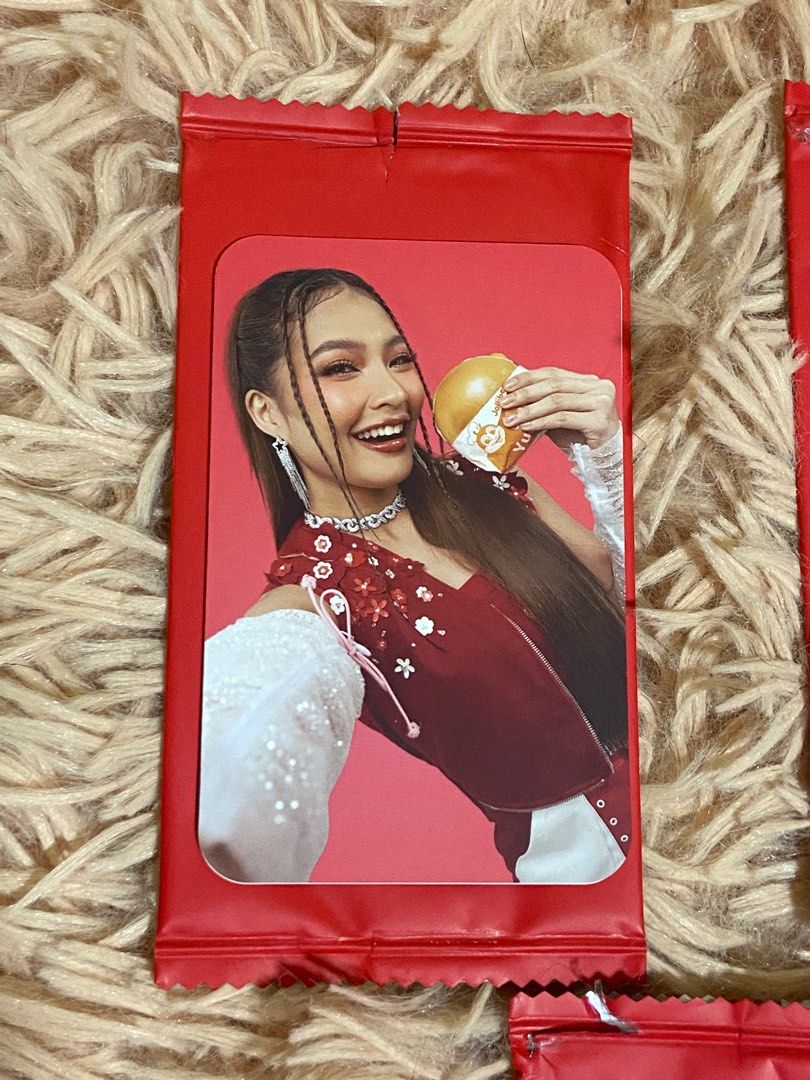 BINI x Jollibee Photocards (Category: Raw Singles) located in Mandaluyong City. Submitted by imalexestacio (Listing ID 1386657632, Image 2). Description: BINI x Jollibee Photocards ✨Colet ✨Gwen ✨Maloi ✨Mikha ✨Aiah Take all for 500 Still nego if willing to take all 100 each if tingi :)) 📍Location: Mandaluyong City RFS: Duplicates and Decluttering Can ship via Lalamove or JNT .
