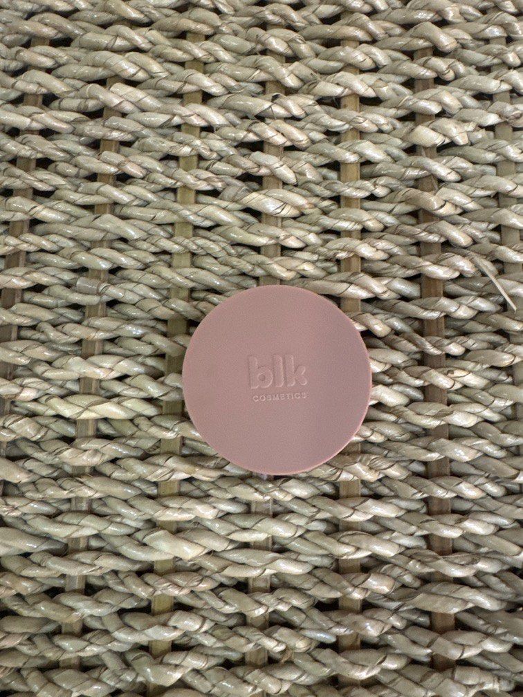 BLK bronzer contour TRUFFLE (Category: Makeup) located in Quezon City. Submitted by destashingmycloset (Listing ID 1386729151, Image 1). Description: .