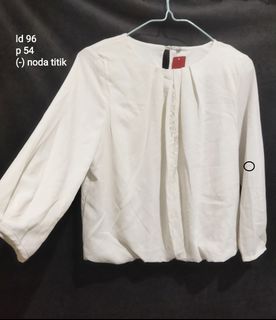 (Kategori: ) berada di . Dikirim oleh chizcloud (ID iklan 1386715304, Gambar 1). Deskripsi: .
