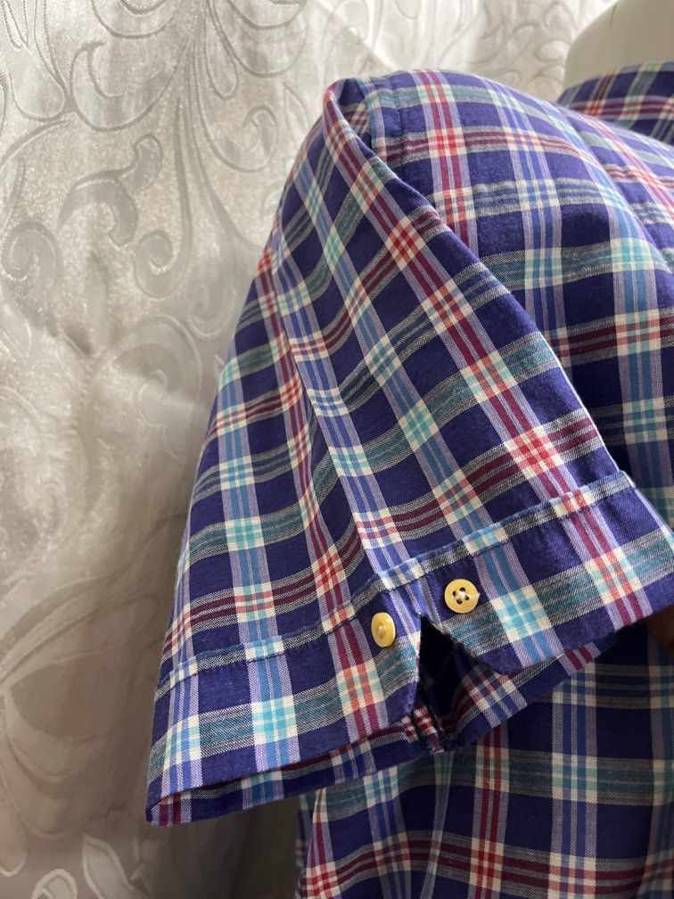 Britac Button Down (Category: Activewear) located in Bukit Baharu. Submitted by edalvarez (Listing ID 1386717495, Image 3). Description: Britac Button Down Pit 21.5 Labuh 32 Size XL barang padu,tiada pasaran ditempat kita, sesuai dipakai dengan jeans atau sta-prest 🤜🤛 pos DFOD.